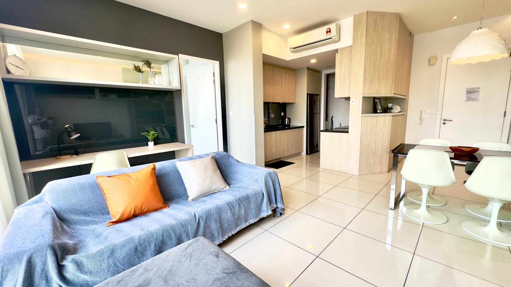 Extravagant Family-biz Nest @ Robertson 30f *
